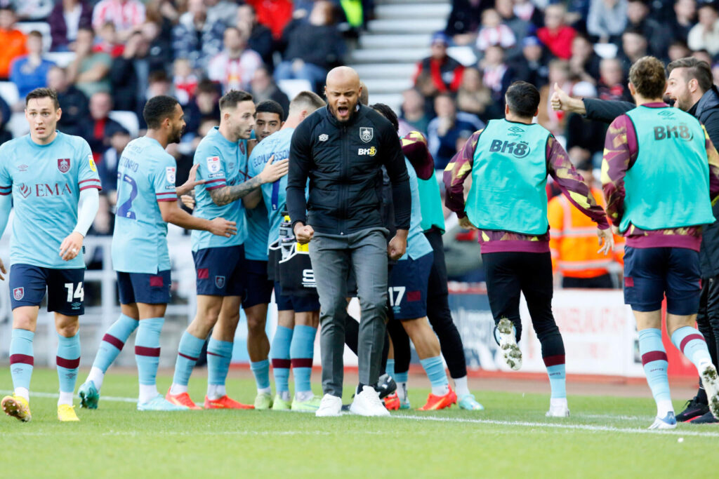 Vincent Kompany dan skuat Burnley.