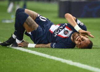 Neymar cedera.