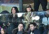 Kim Kardashian menyaksikan pertandingan PSG.