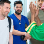 Lionel Messi mengunjungi Arab Saudi.