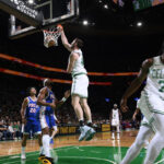 Celtics Gulingkan Sixers