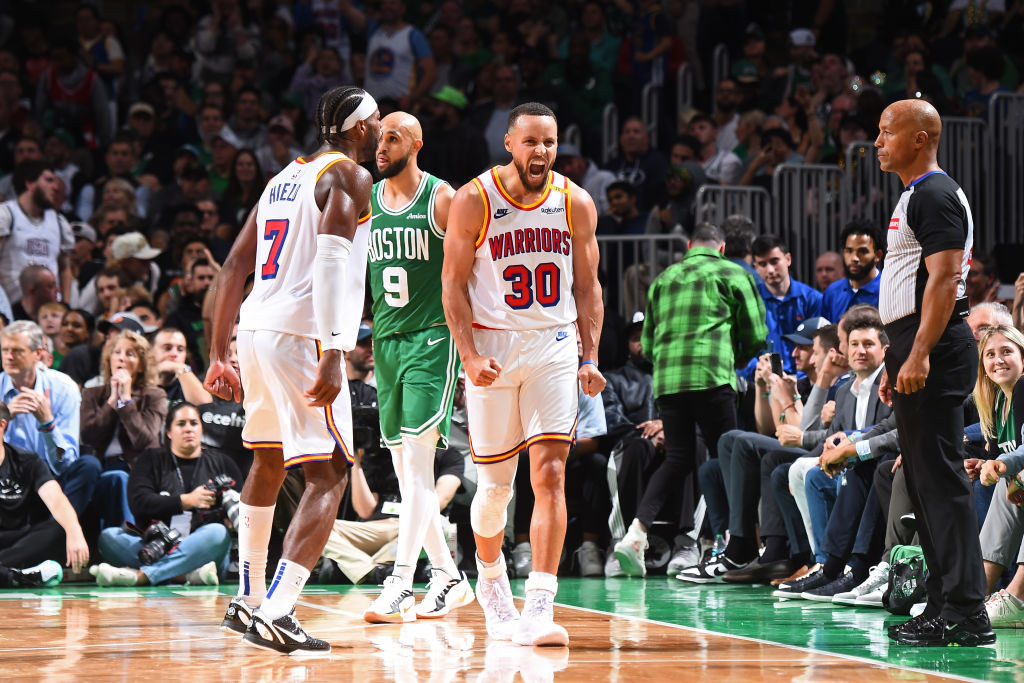 Stephen Curry dan Buddy Hield Bungkam Celtics di TD Garden