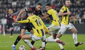 Fenerbahce Berada di Tepi Jurang Kehancuran