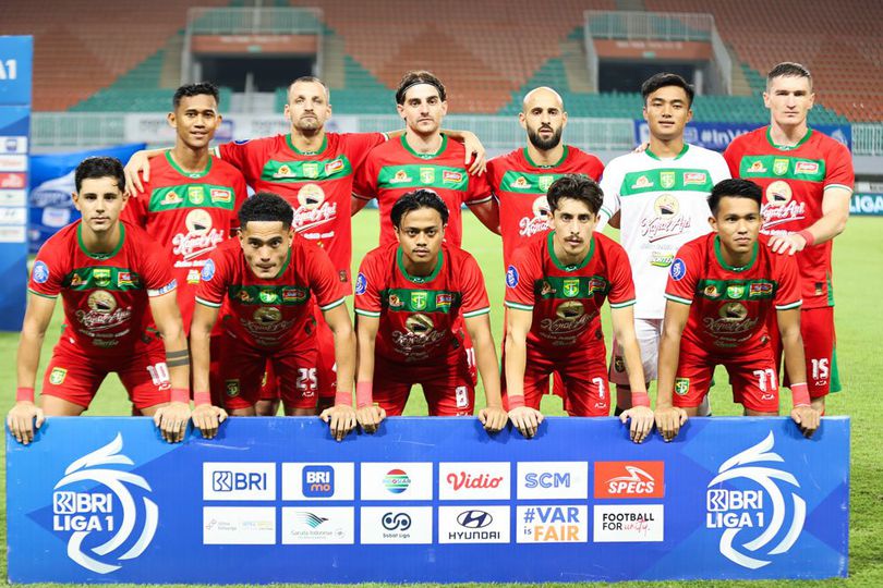 Prediksi Bolazola Persebaya Surabaya vs Bali United 23 Mei 2025