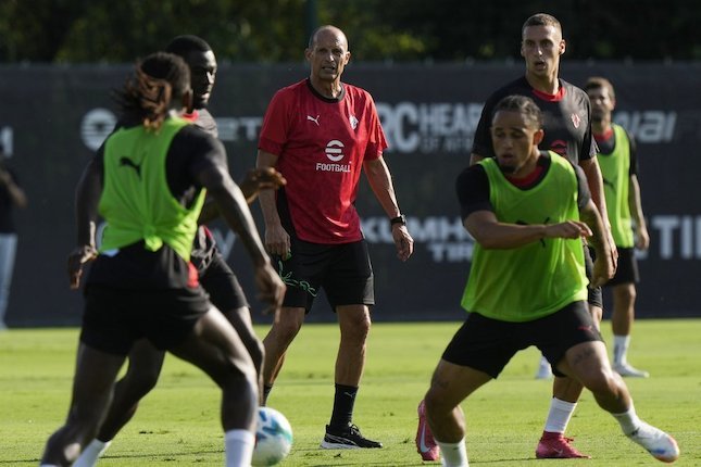 Harga Terlalu Mahal, Milan Putuskan Mundur