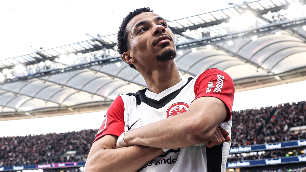 Transfer Hugo Ekitike dari Frankfurt ke Liverpool Hampir Rampung