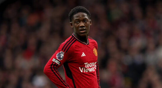 Mainoo Ingin Pindah ke Napoli, Manchester United Ogah Lepas