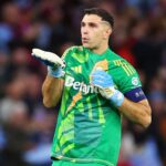 Manchester United Capai Kesepakatan Pribadi dengan Emiliano Martinez