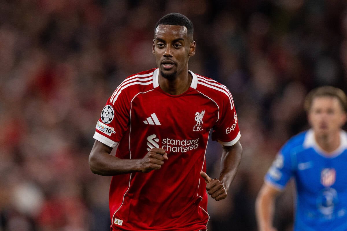 Arne Slot Sumringah Lihat Penampilan Debut Alexander Isak