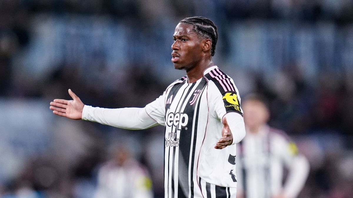 Hasil Pertandingan Serie A Pekan ke-8 Roma Tempel Napoli, Juventus Tumbang di Olimpico Hasil Pertandingan Serie A Pekan ke-8: Roma Tempel Napoli, Juventus Tumbang di Olimpico
