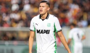 Aksi Viral Jay Idzes ketika Sassuolo Bantai Atalanta, Dipuji Fabio Grosso