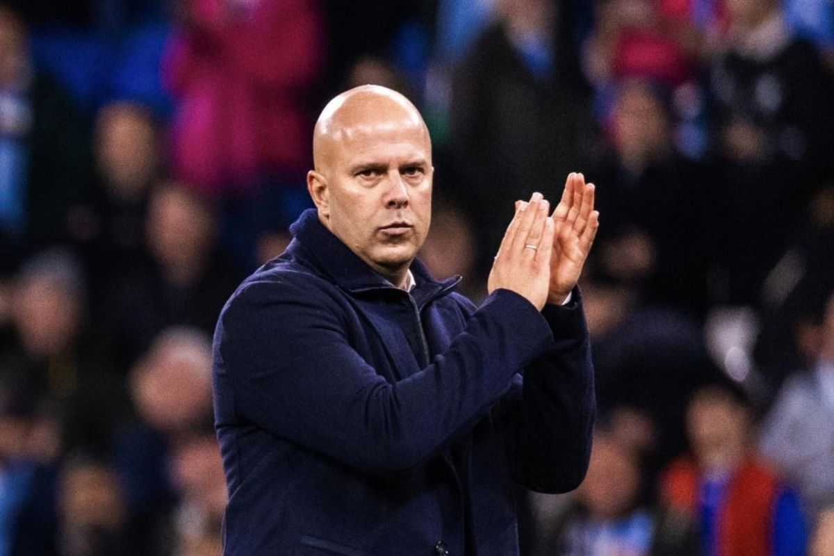 Arne Slot Mengaku Liverpool Kalah Kelas dari Manchester City