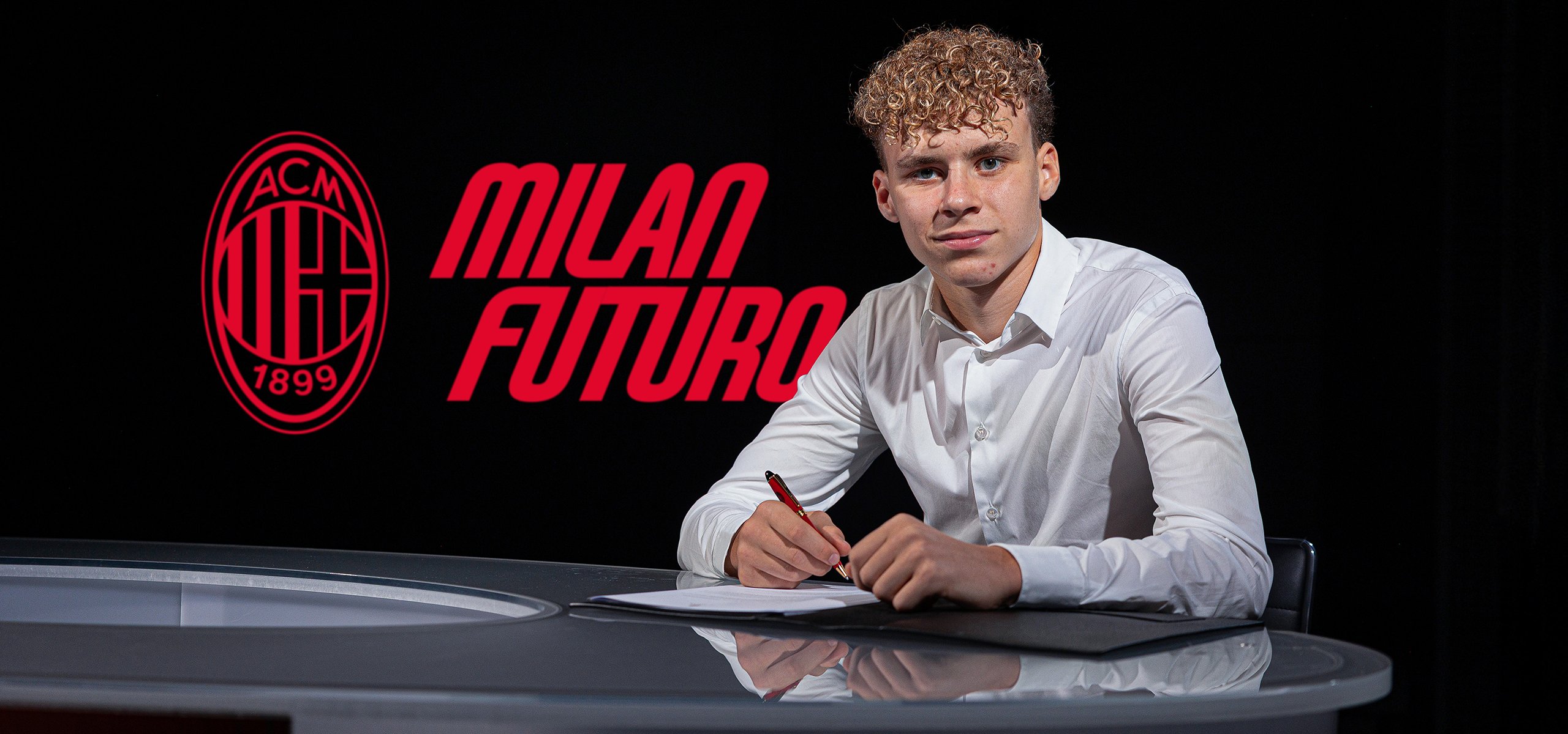 Baru 17 Tahun Sudah Kontrak Profesional, Vincent Ibrahimovic Ikuti Jejak Ayah di AC Milan