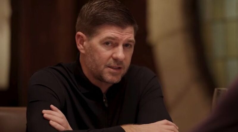 Ketika Gerrard Bicara Loyalitas Liverpool Tanpa Menggoyang Kursi Arne Slot