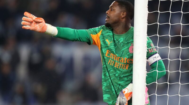 Mike Maignan Terancam Pergi, AC Milan Resmi Layangkan Tawaran Kontrak Baru