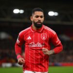 Perkuat Lini Tengah, Chelsea Ingin Rekrut Douglas Luiz di Bursa Transfer Januari