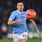 AC Milan Diam-diam Siap Rekrut Bek Lazio Adam Marusic secara Gratis