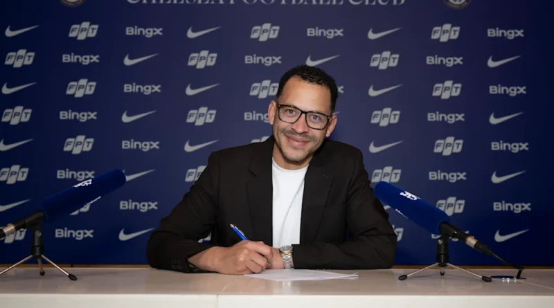 Chelsea Masuk Era Rosenior, Janji Bangun Kembali Identitas Klub