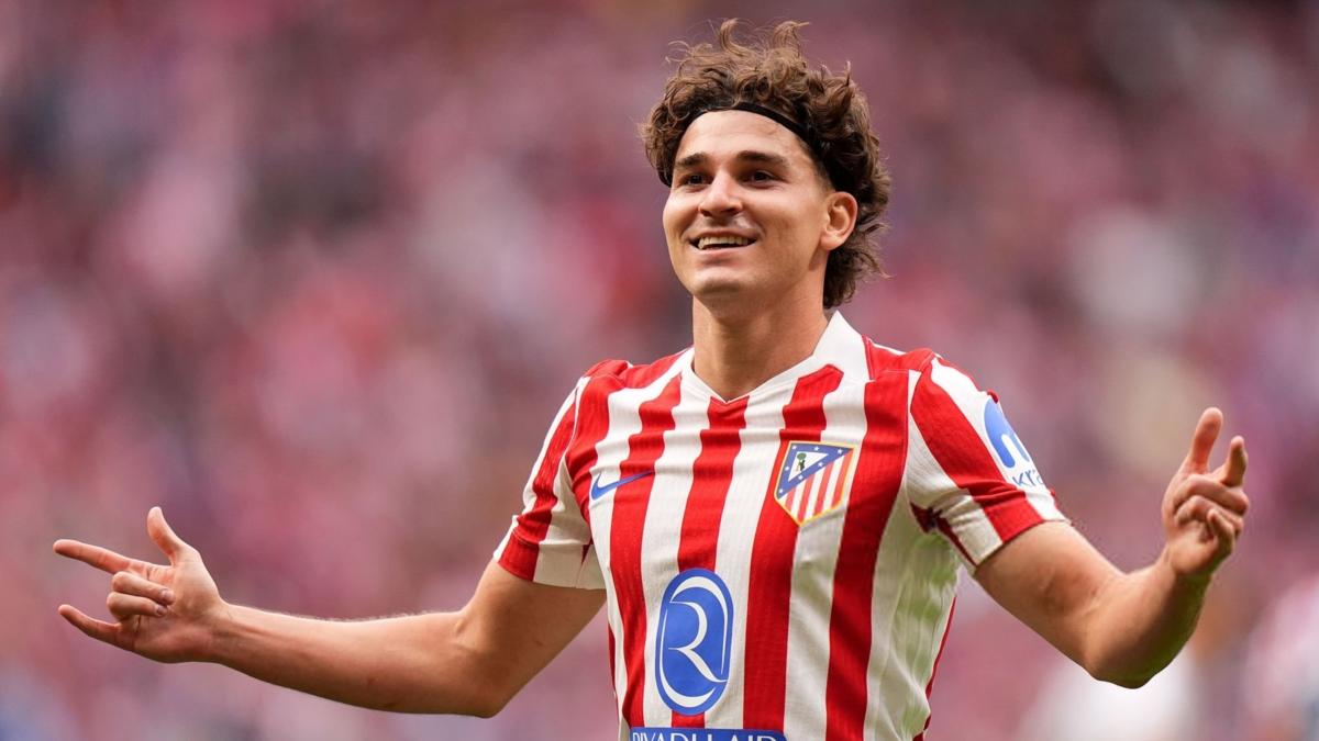 Tepis Rumor ke Barcelona, Presiden Atletico Tegaskan Julian Alvarez Tidak Dijual