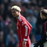 Hugo Ekitike Keluar Lapangan Sambil Menangis, Arne Slot Beri Kabar Terbaru