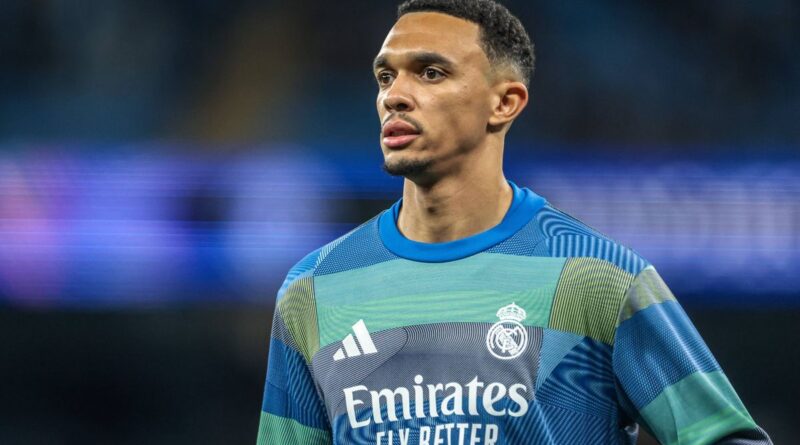 Tak Dipanggil Timnas Inggris, Trent Alexander-Arnold Diminta Legowo