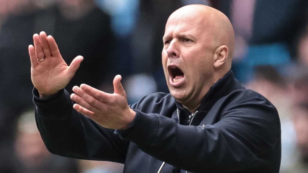 Kemenangan Atas Fulham Jadi Napas Baru Bagi Arne Slot di Liverpool