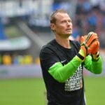 Mantan Kiper Arsenal Alex Manninger Meninggal Dunia Ditabrak Kereta