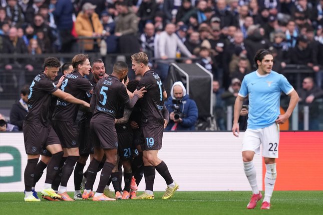 Prediksi Bolazola: Napoli vs Lazio 18 April 2026