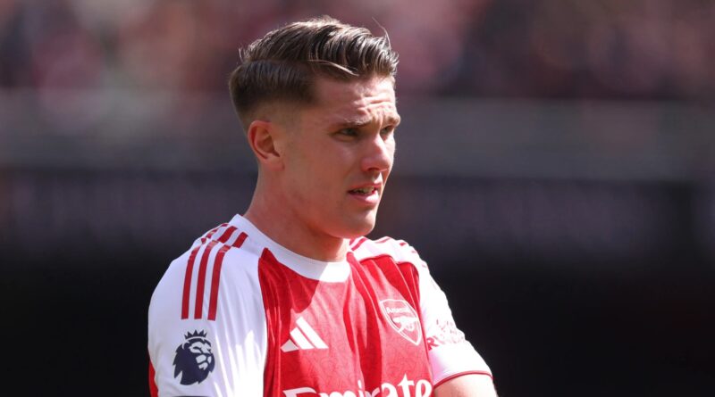 Viktor Gyokeres Soroti Kondisi Rumput Usai Arsenal Tumbang di Kandang