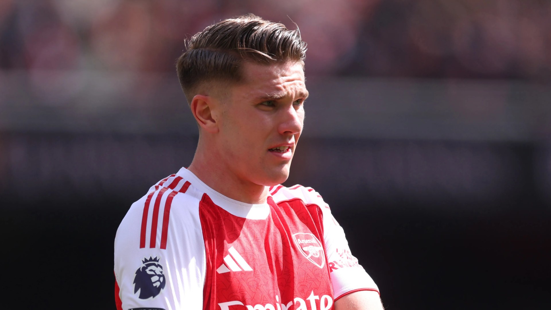 Viktor Gyokeres Soroti Kondisi Rumput Usai Arsenal Tumbang di Kandang