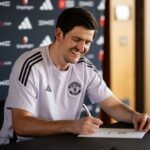 Harry Maguire Resmi Perpanjang Kontrak Satu Tahun di Manchester United