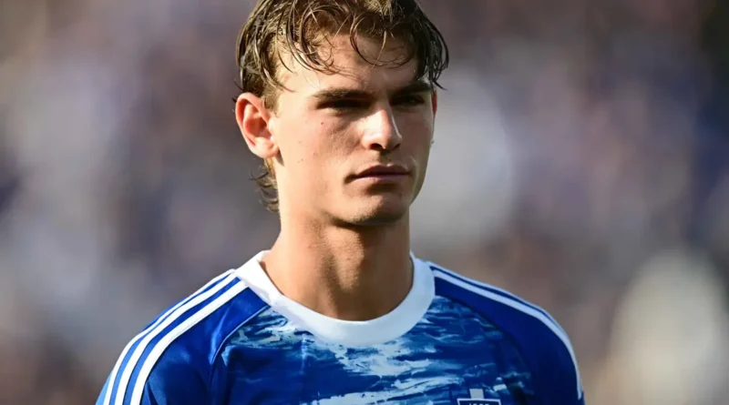 Nico Paz Ingin Bertahan di Como di Tengah Peluang Dipanggil Pulang Real Madrid