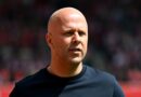 Arne Slot Optimistis Tetap di Liverpool Meski Tekanan Suporter Meningkat