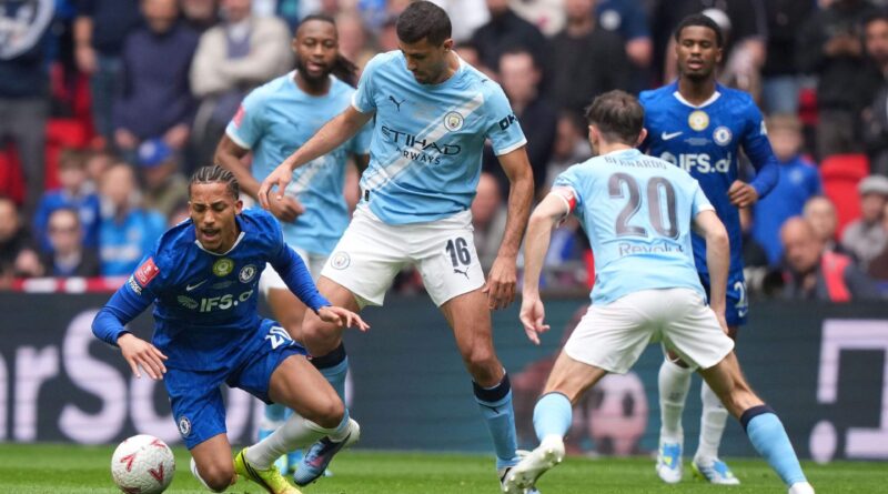 Calum McFarlane Tegaskan Chelsea Layak Mendapat Penalti di Final Piala FA