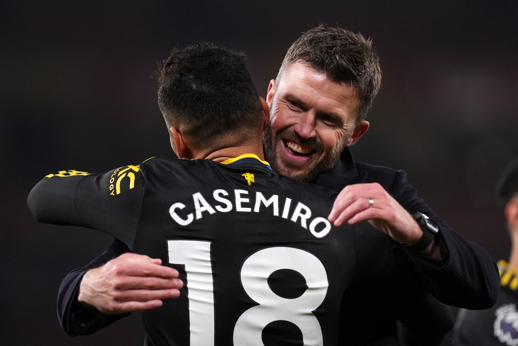 Casemiro Sebut Carrick Sangat Layak jadi Manajer Permanen Manchester United