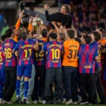 Dedikasi Emosional Hansi Flick Warnai Pesta Juara La Liga Barcelona