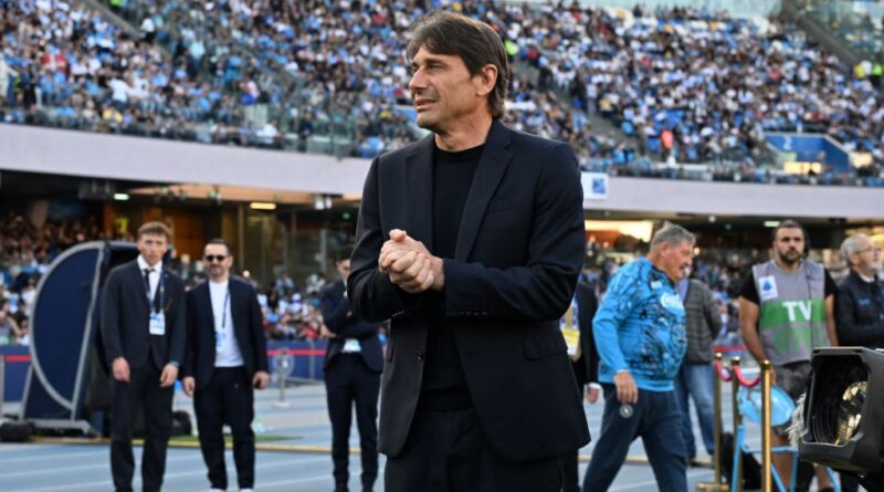 Napoli Resmi Konfirmasi Kepergian Antonio Conte dari Klub