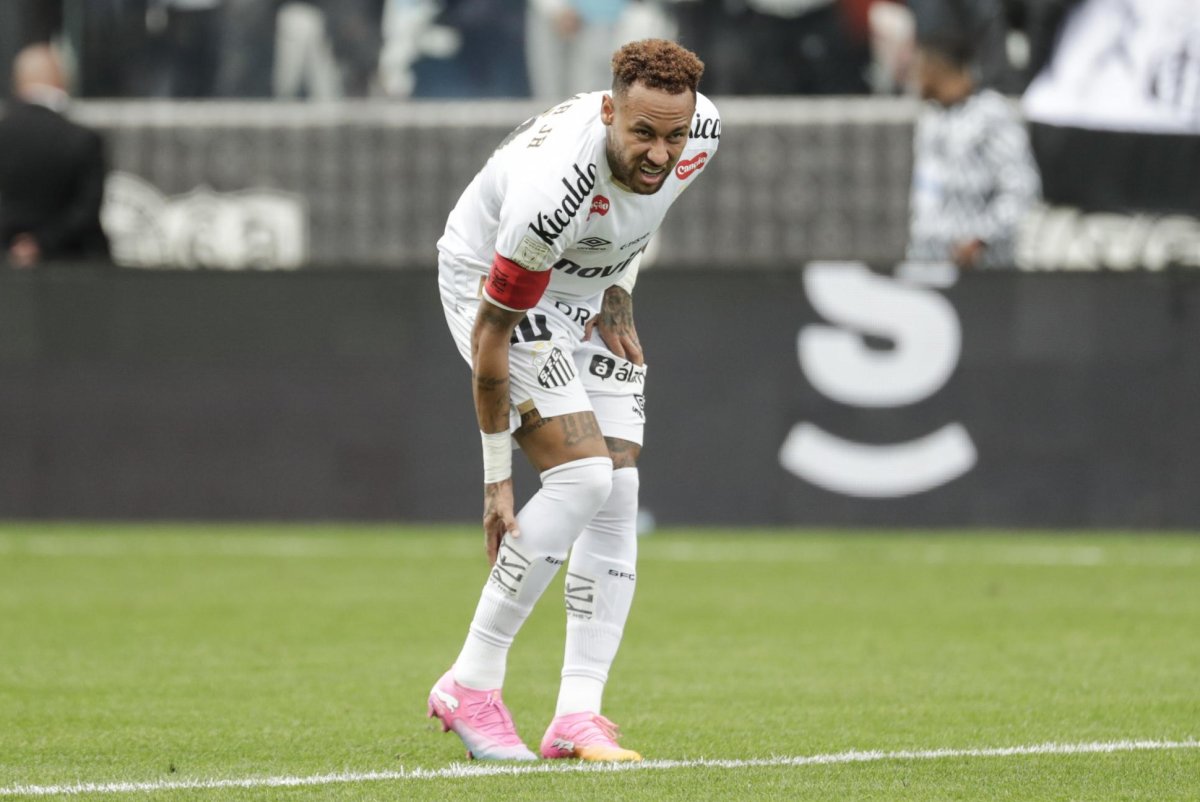 Neymar Bikin Ancelotti Pusing Jelang Piala Dunia 2026, Cedera Lagi