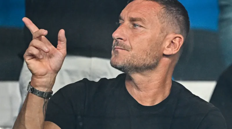 Francesco Totti Selangkah Lagi Kembali ke AS Roma, Dirumorkan Emban Jabatan Penting