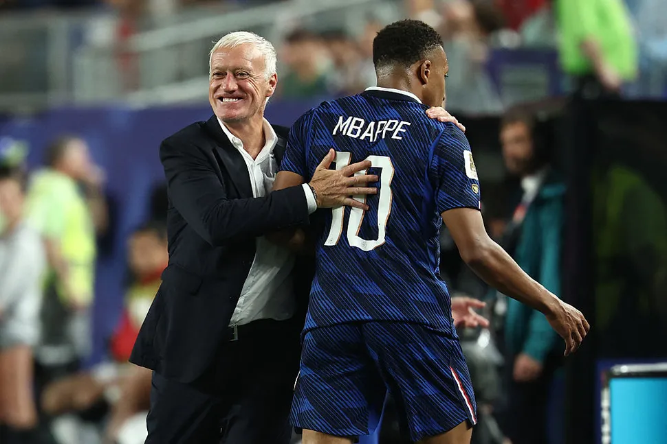 Kenapa Deschamps Absen Dampingi Prancis saat Bantai Norwegia
