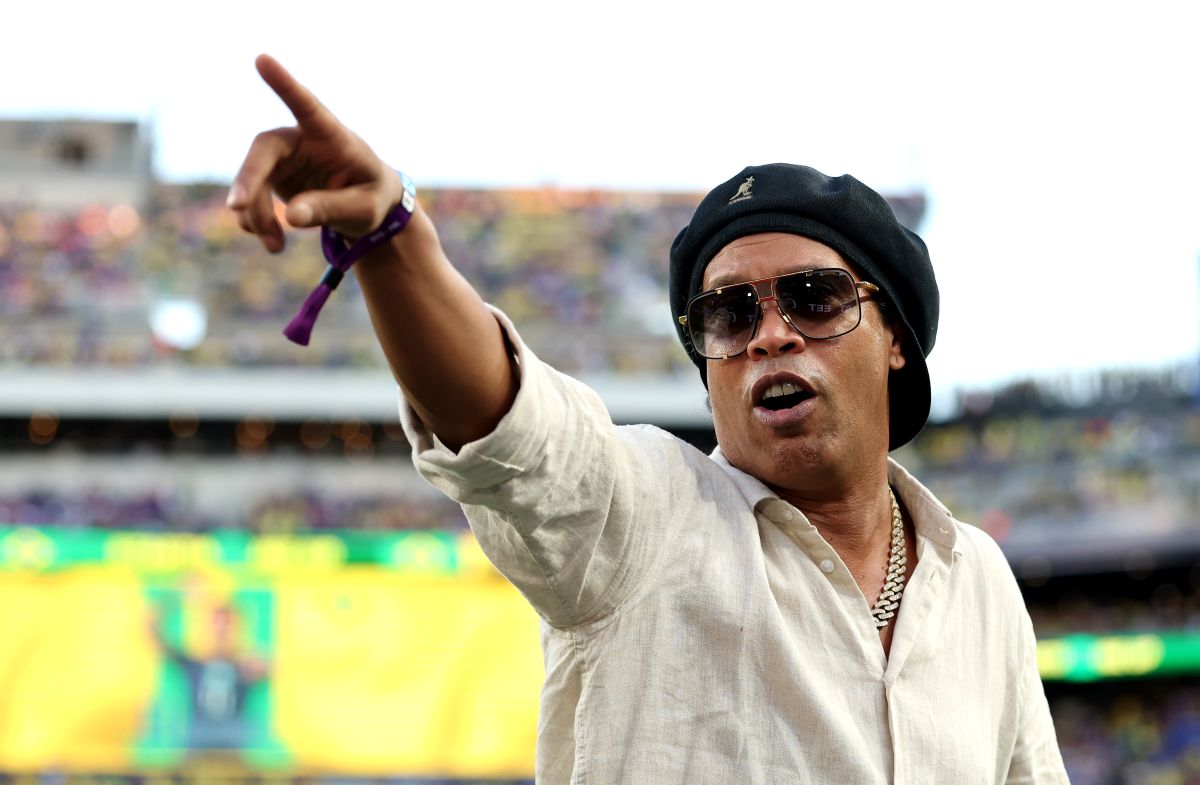 Ronaldinho Bikin Geger Dunia, Comeback di Usia 46 Tahun dan Gabung Klub Serie C Italia