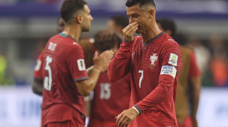 Cristiano Ronaldo Menangis Akhiri Mimpi Juara Dunia saat Portugal Tersingkir