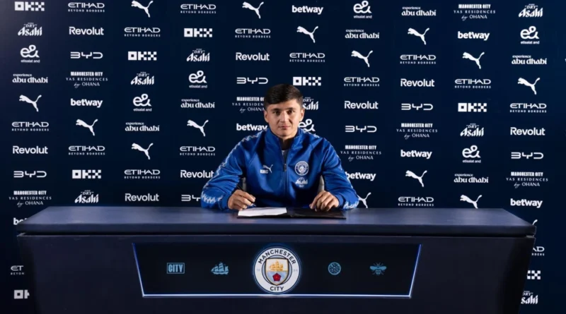 Dinilai Memuaskan, Khusanov Tanda Tangan Kontrak Baru di Manchester City