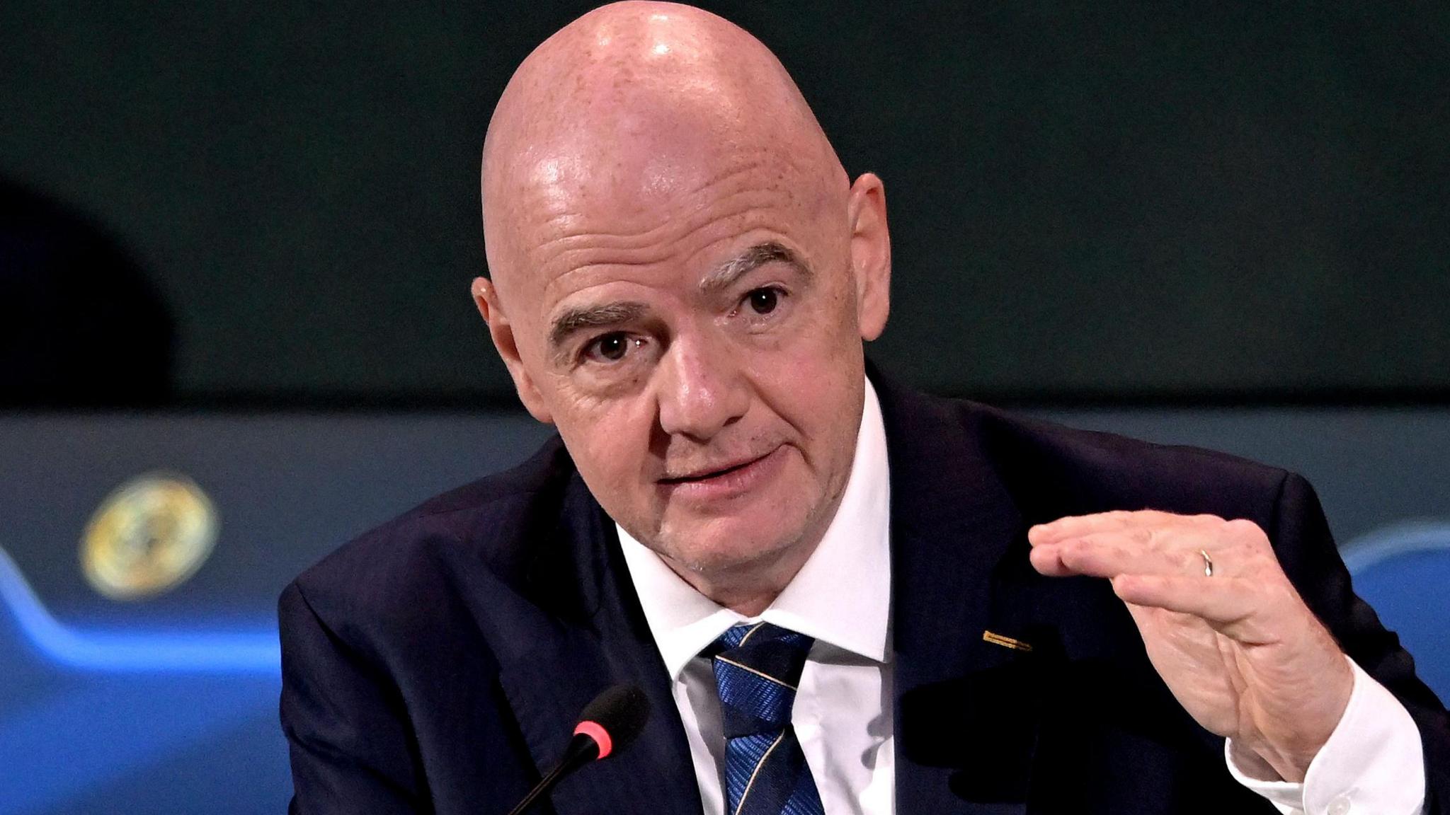FIFA Balas Ancaman Boikot UEFA, Infantino Tegaskan Tidak Ada yang Menjual Sepak Bola