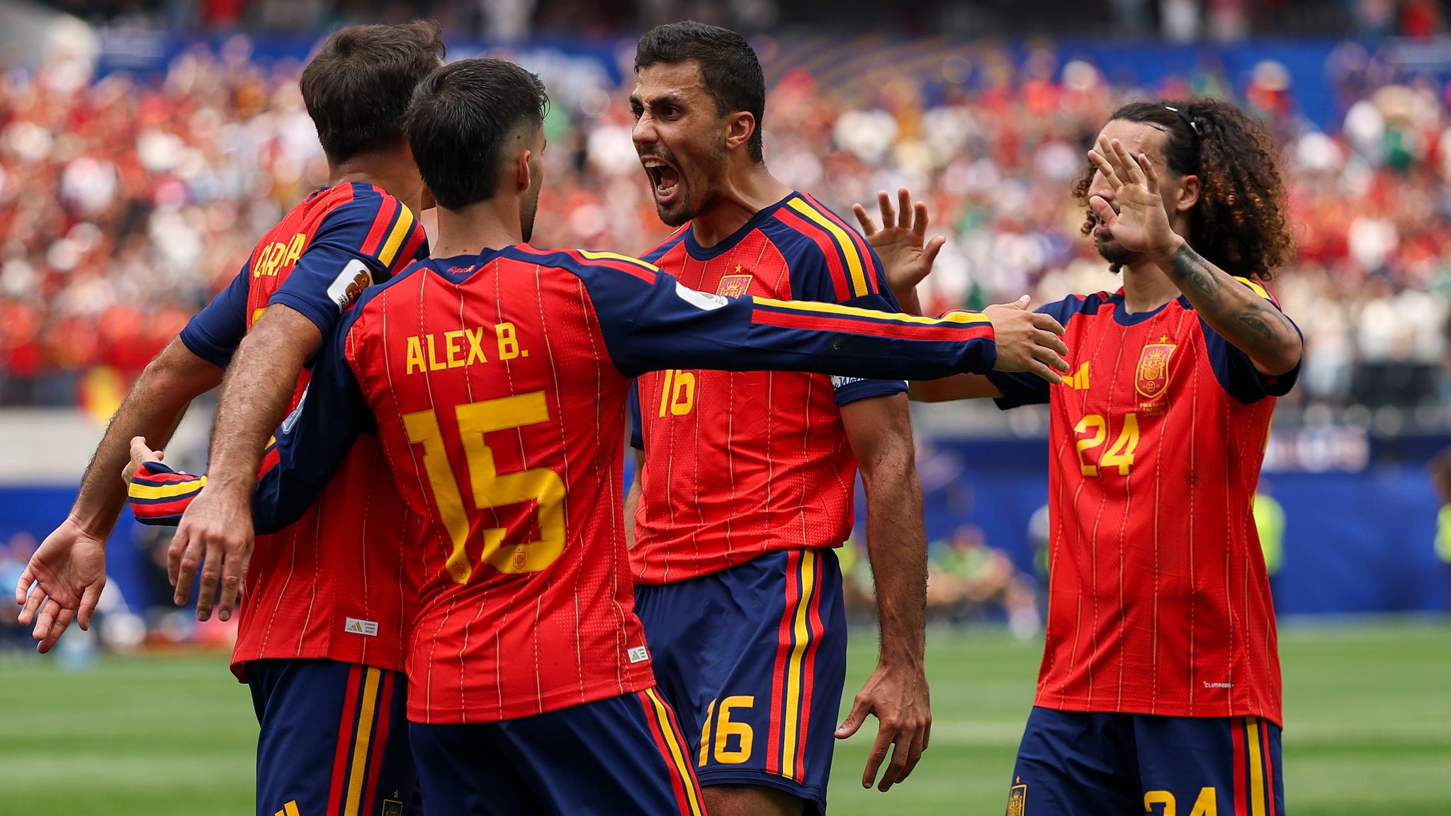 Spanyol Melaju Gagah ke Babak 16 Besar, Mikel Oyarzabal Makin Ganas